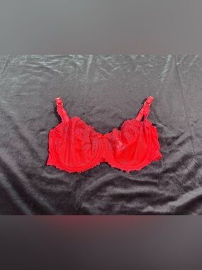 Chantelle Red Lace Underwire Bra